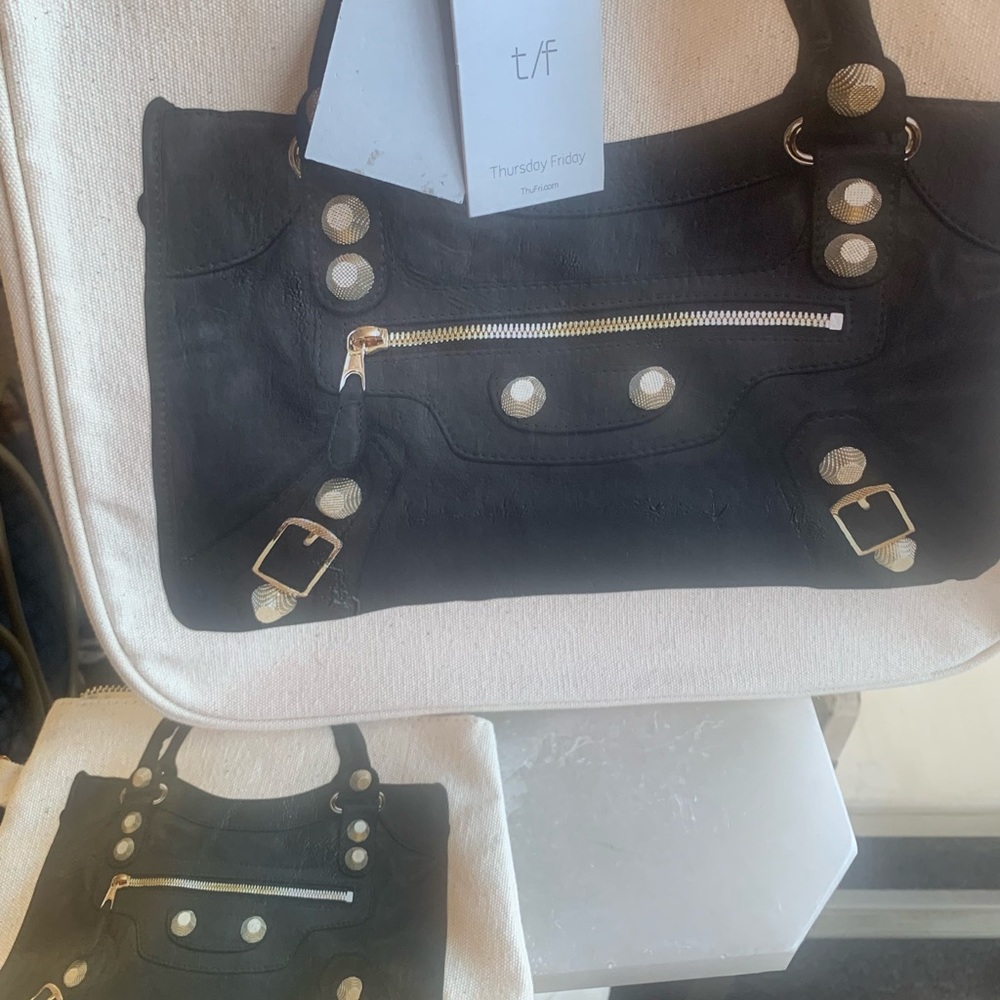 Thursday Friday NWT Black and Cream Tote Bag - Picture 2 of 15